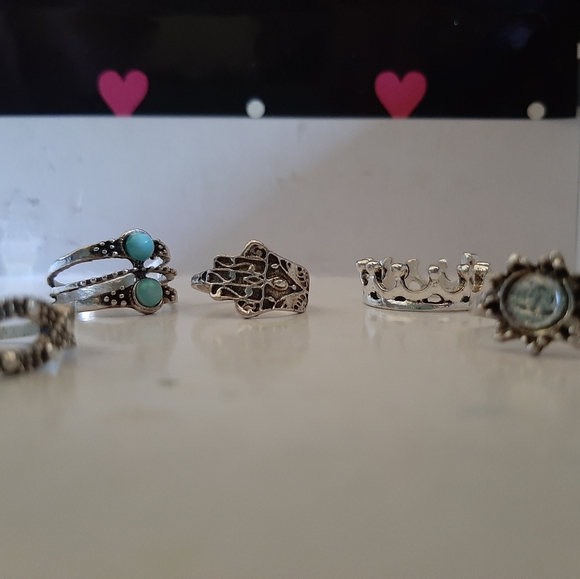 5 pack of rings. - Picture 1 of 2